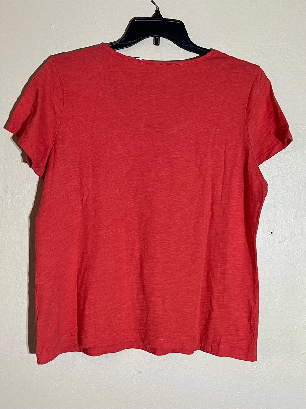 Chico's Coral Floral Embroidered Scoop Neck Tee size 3 (XL) - Picture 3 of 9